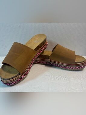 L47 Platform Sandals Tan Multicolor Size 8.5